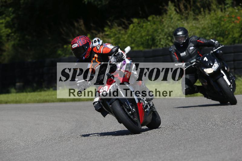 /Archiv-2024/29 12.06.2024 MOTO.CH Track Day ADR/Gruppe blau/59